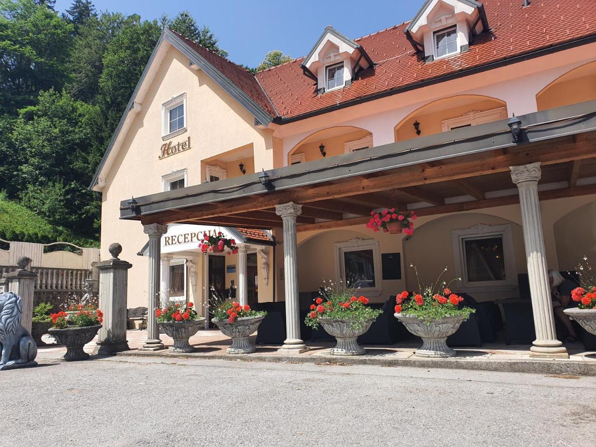 Hotel Razgorsek Velenje Exterior photo